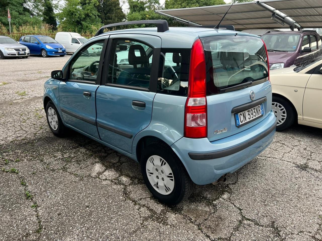 FIAT PANDA 1.2 BENZINA ANNO 2004 X NEOPATENTATI