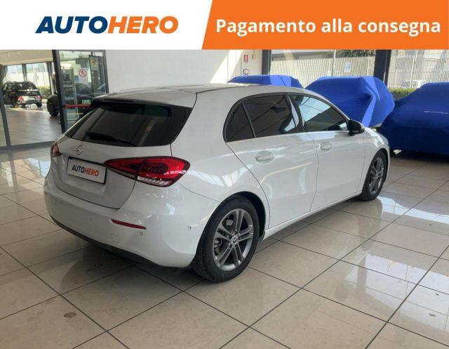 MERCEDES-BENZ A 200 d Automatic Executive