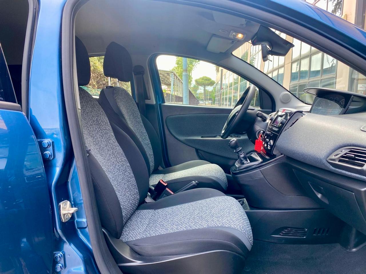 Lancia Ypsilon Hybrid Platino GARANZIA -VARIE UNITA'