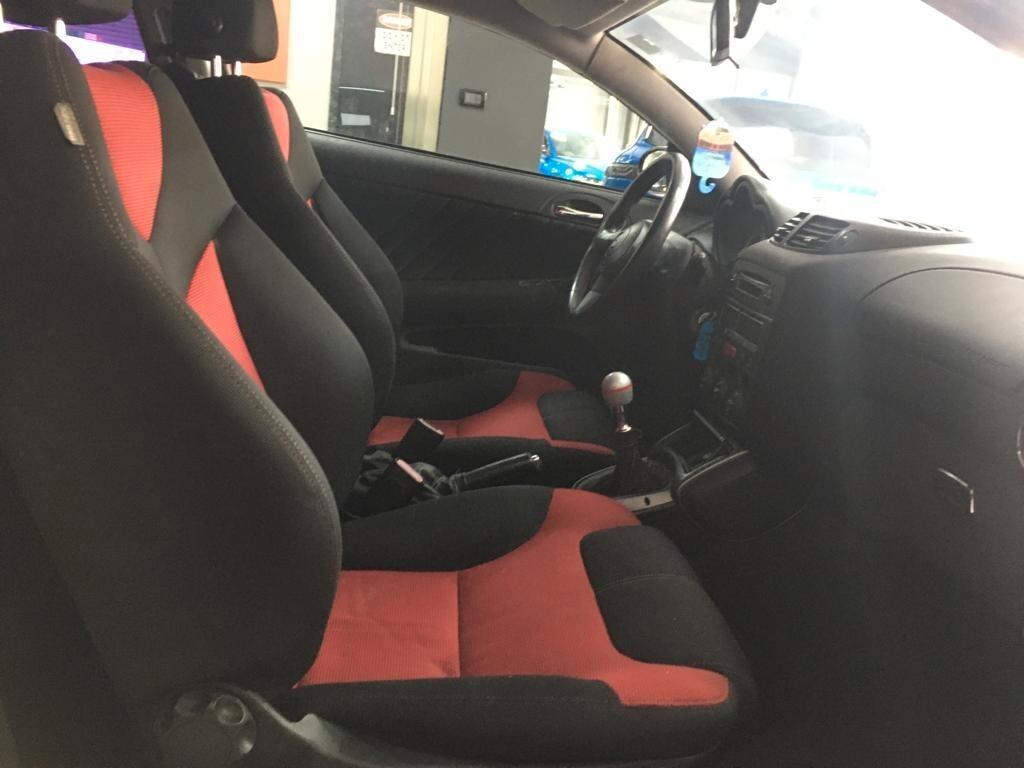 Alfa Romeo GT 1.9 JTDM 16V Black Line