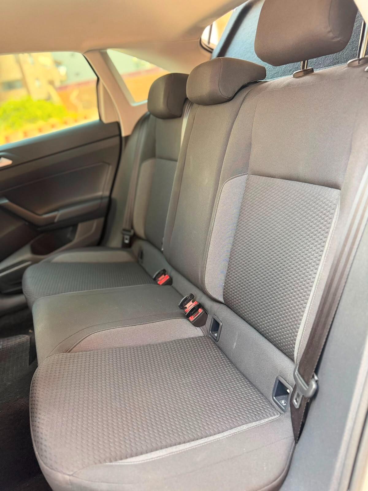Volkswagen Taigo 1.0 TSI 110 CV DSG Life Cerchi in lega 17" e VETRI OSCURATI