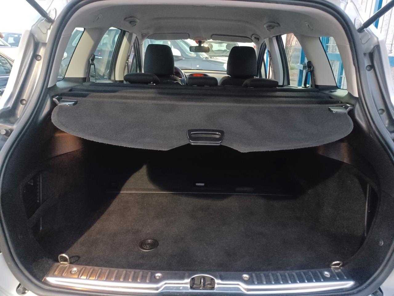 Peugeot 308 1.6 HDi ANNO 2013