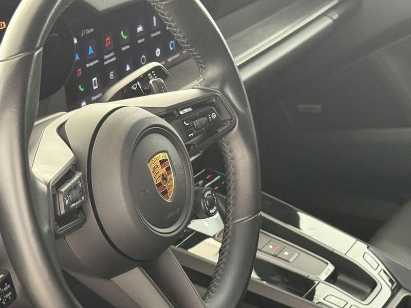 Porsche 911 Carrera GTS