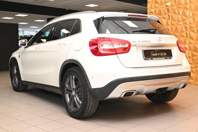 MERCEDES-BENZ GLA 200 CDI AUTO F1 SPORT 136CV NAVI CAM XENO PDC 18"FULL!
