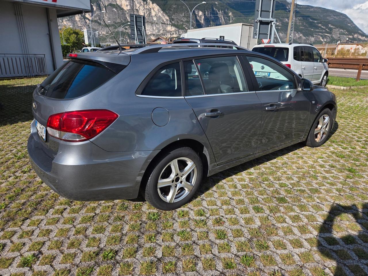 Chevrolet Cruze 1.7 Diesel Station Wagon Start/Stop LTZ