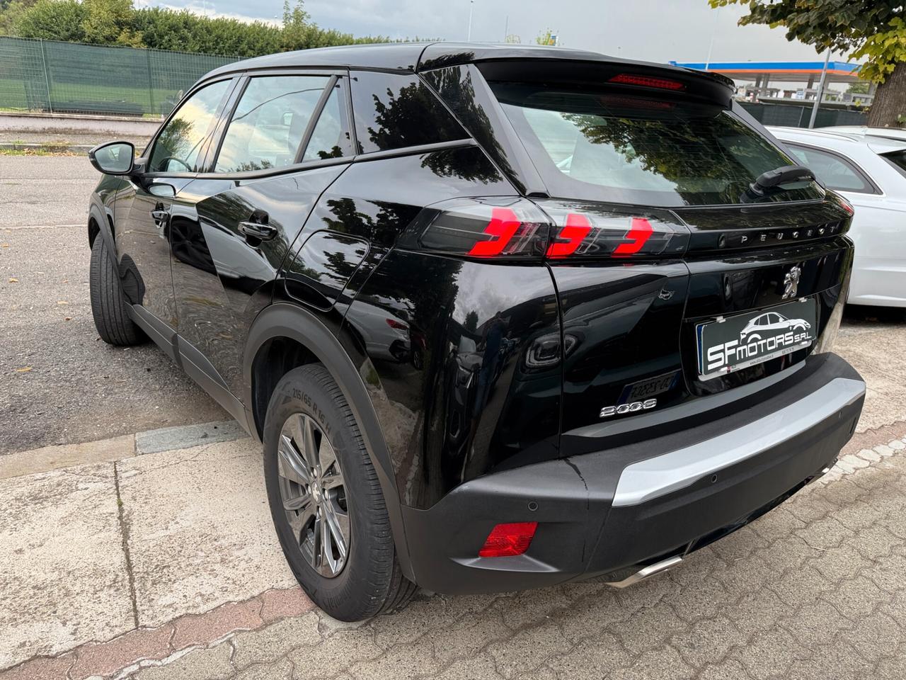 Peugeot 2008 PureTech 130 S&S EAT8 Allure