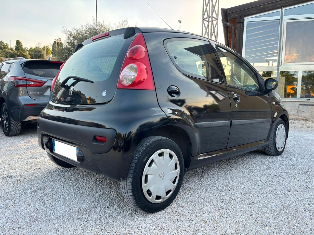 PEUGEOT 107 1.4 HDI - 2006 93000 KM!!!