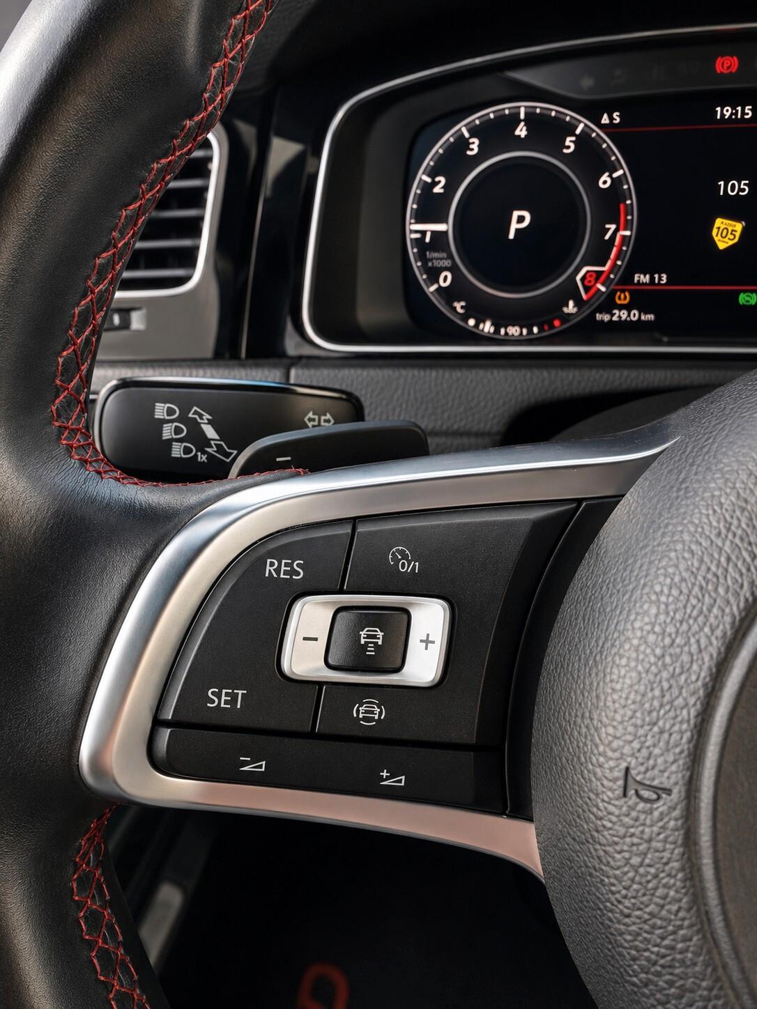 Volkswagen Golf GTI 2.0 TSI TCR DSG 5p. BlueMotion Technology