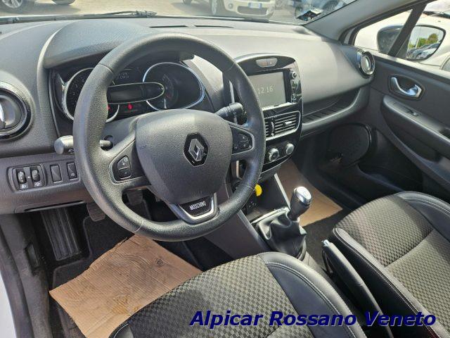 RENAULT Clio dCi 8V 90 CV 5 porte Moschino Intens