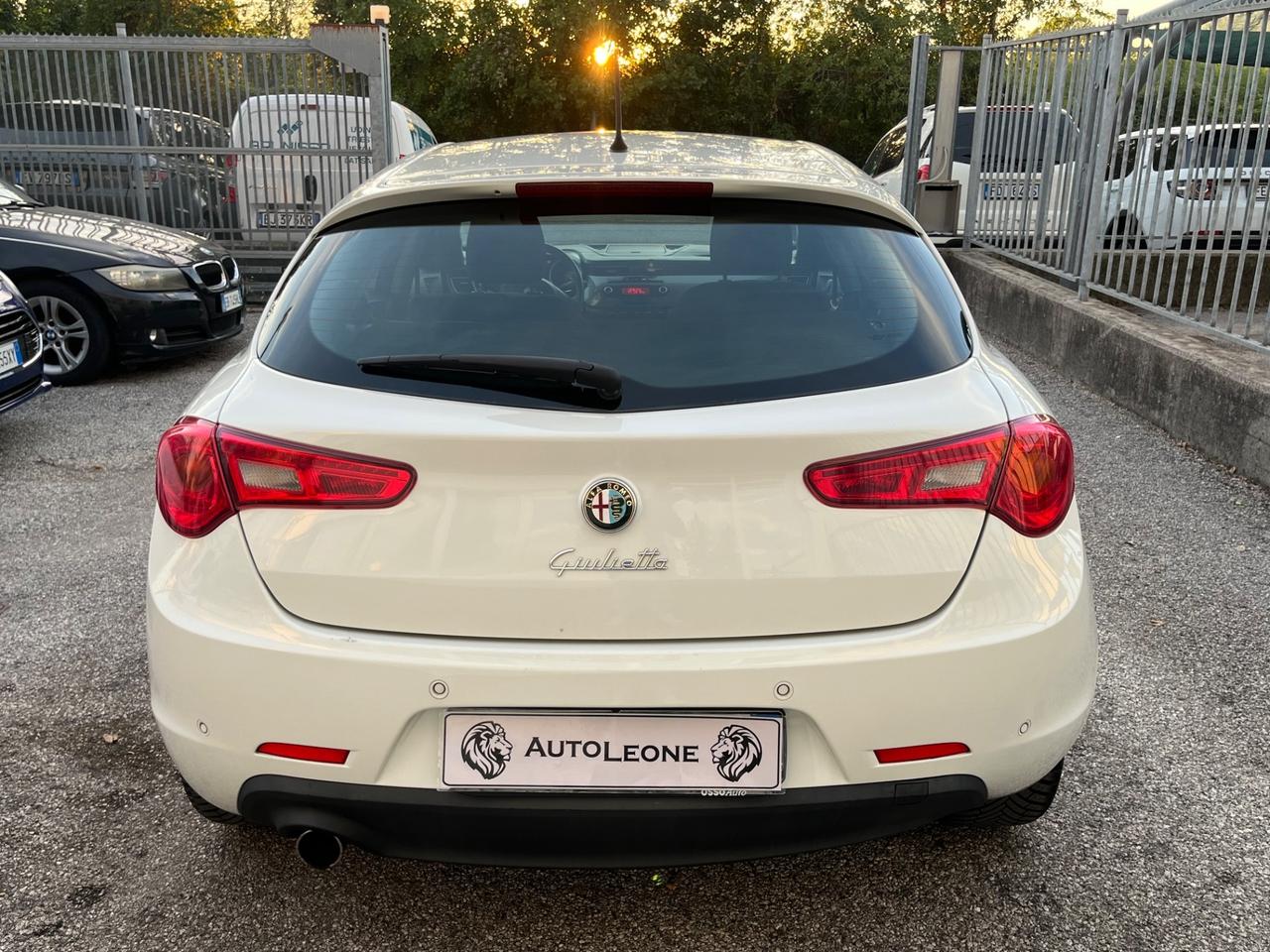 Alfa Romeo Giulietta 1.4 Turbo 120 cv Distinctive ok neopatenti