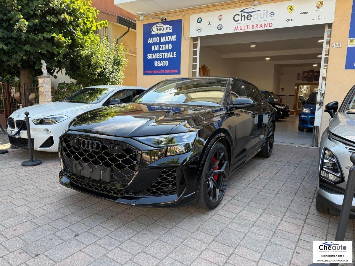 AUDI - RSQ8 - RS Q8 TFSI V8 quattro tiptr. Performance