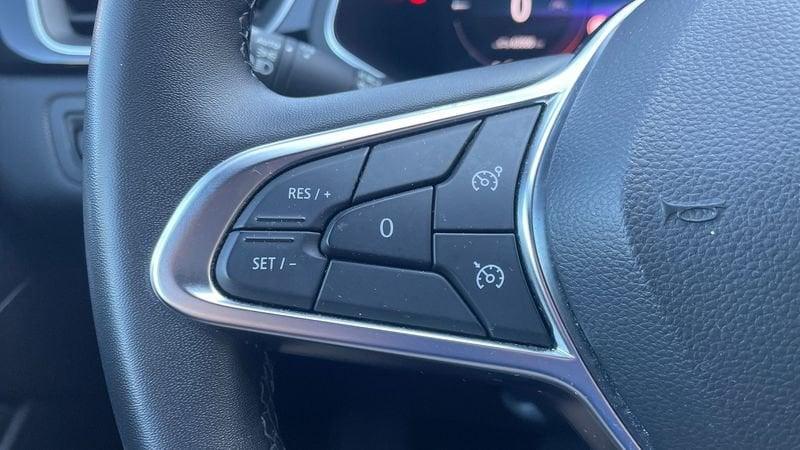 Renault Captur 1.6 E-TECH Plug-in Hybrid 160cv Rive Gauche 1.6 E-TECH Plug-in Hybrid 160cv Initiale Pa