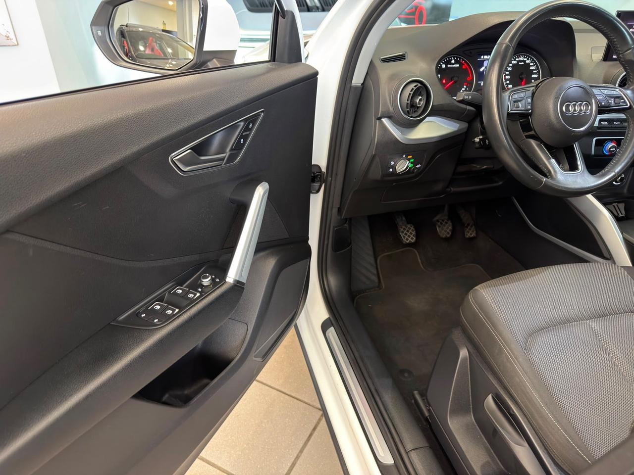 AUDI Q2 (2016) Q2 30 TDI S LINE EDITION (85 KW) Valore di listino: € 37950