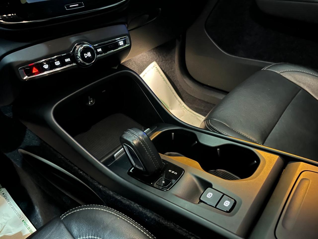 Volvo XC40 D4 AWD Geartronic Momentum