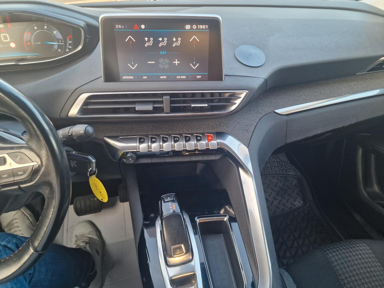 Peugeot 3008 BlueHDi 120 S&S EAT6 Business