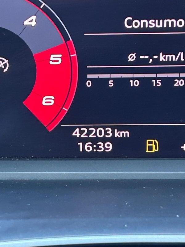 Audi Q3 2.0 35 TDI Business Advanced S Tronic