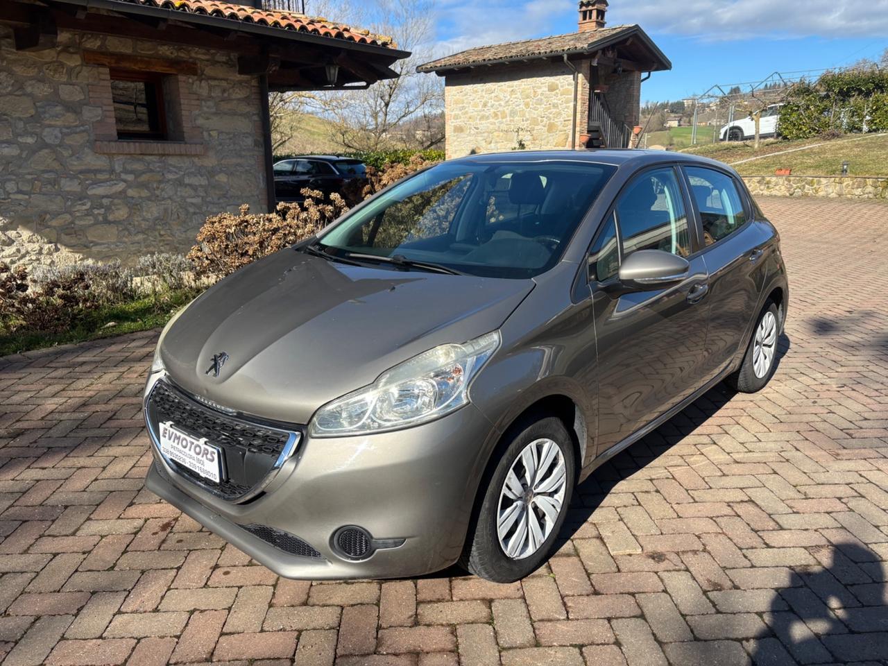 Peugeot 208 1.4 HDi 68 CV 5 porte Active