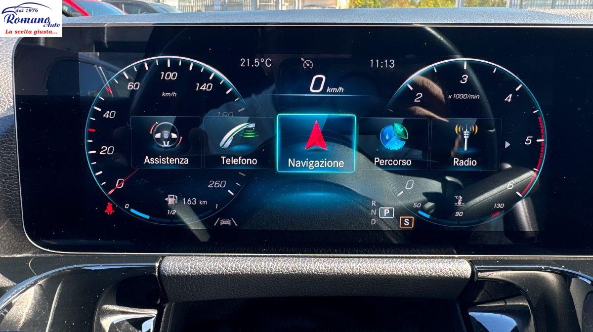 MERCEDES - Classe GLA - 200 d Automatic Sport#PACK LUCI AMBIENTE!