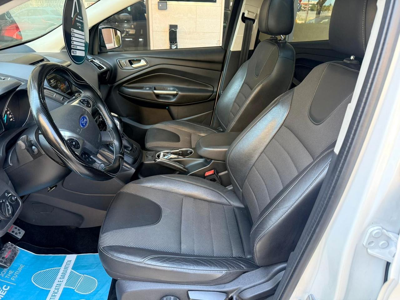 Ford Kuga 2.0 TDCI 150 CV S&S 4WD Powershift Titanium X