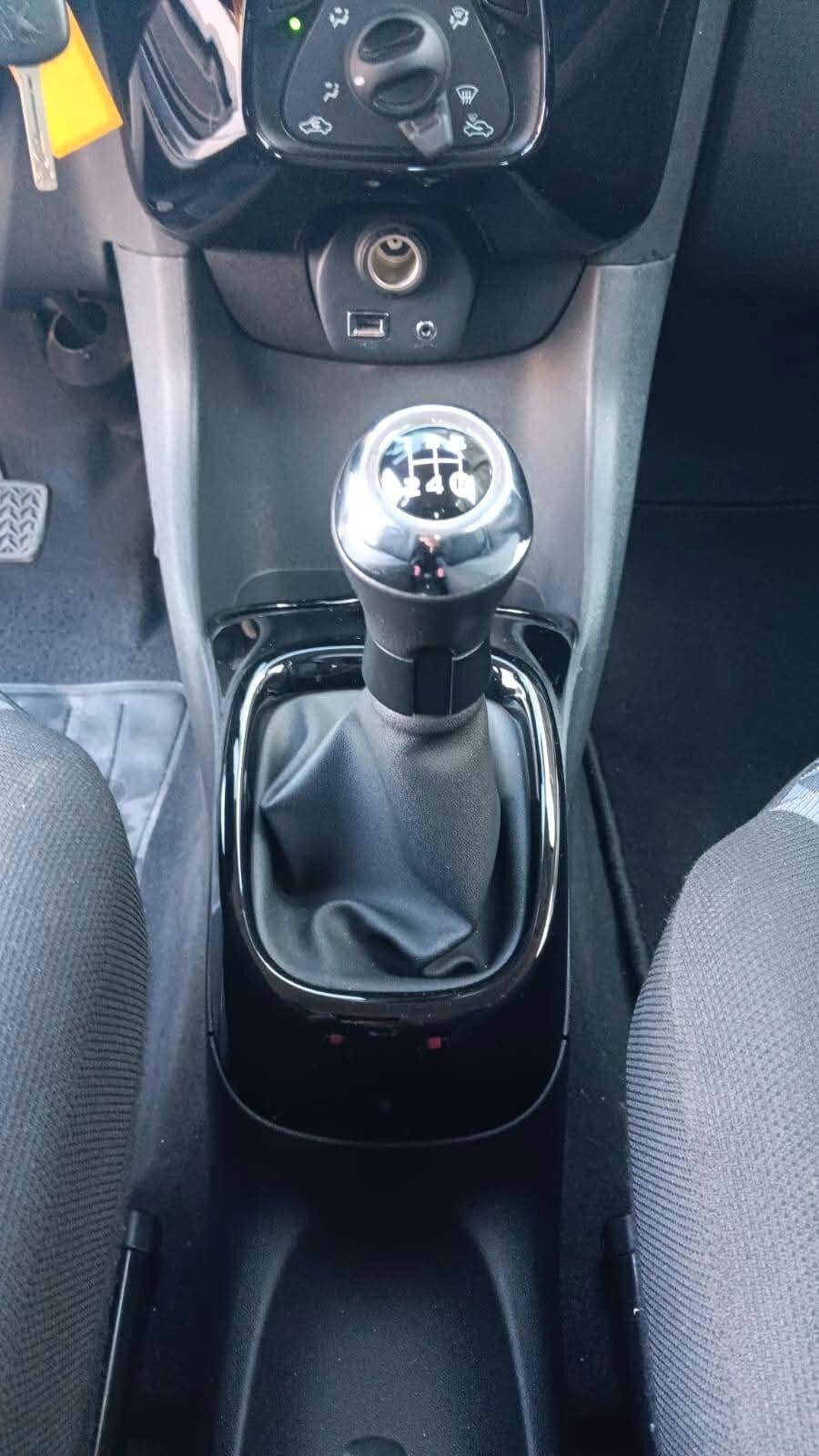 Peugeot 108 VTi 72 S&S 5 porte Allure
