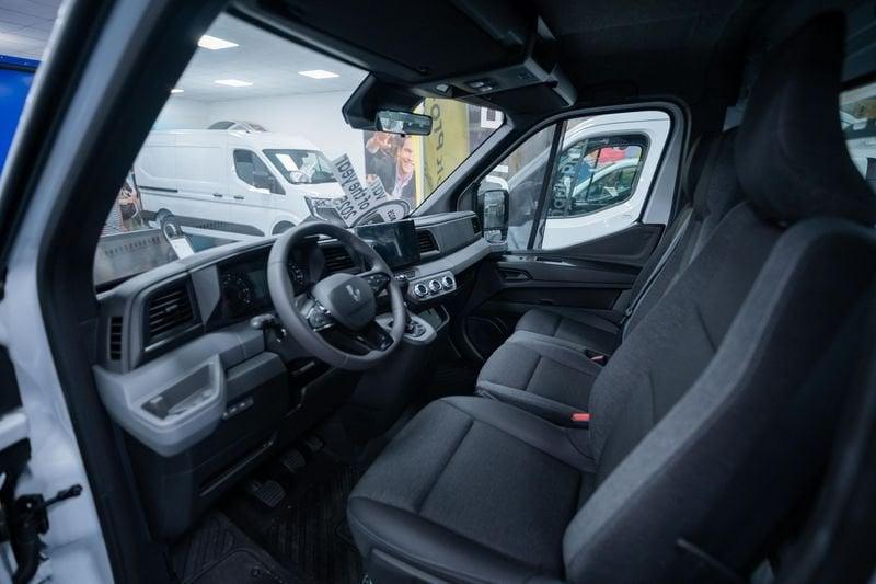 Renault Master Master T35 2.0 BluedCi 150CV PL Cabinato CASSONE FISSO BY RENAULT 3800X2000 SPONDA 400