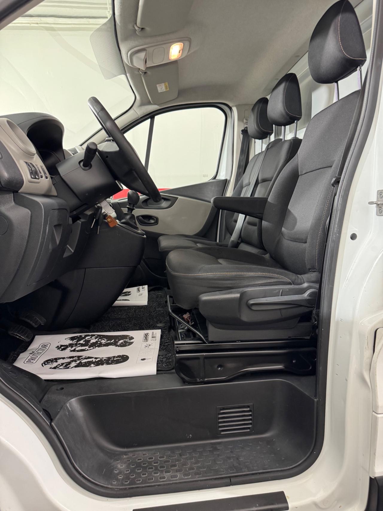 Renault Trafic T29 1.6 dCi 145CV S&S PL-TA Furgone Ice