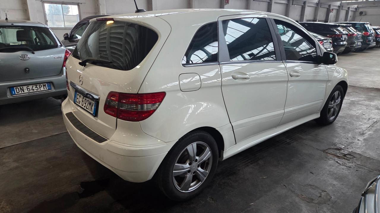 Mercedes-benz B 180 NGT BlueEFFICIENCY Executive unico proprietario
