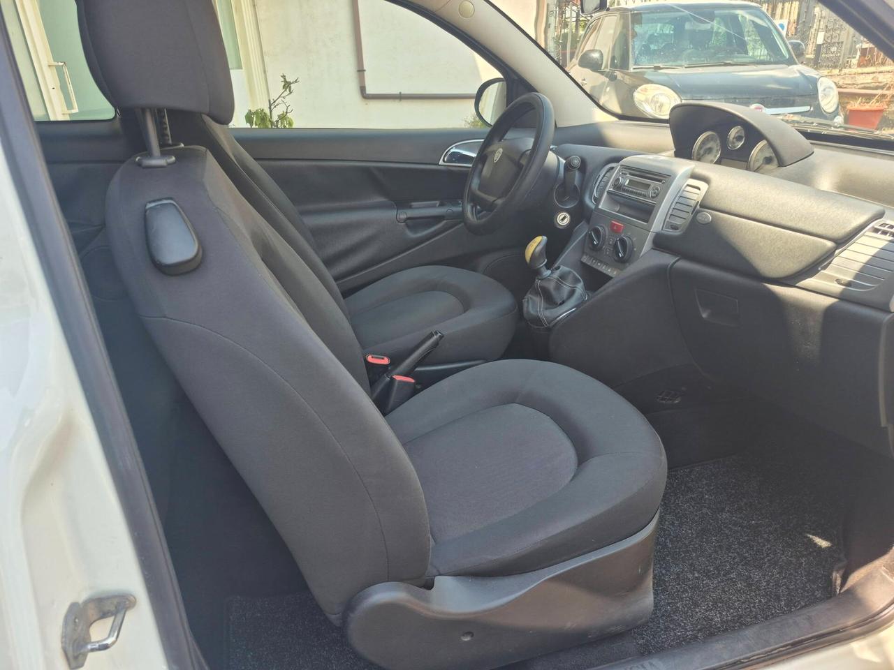 Lancia Ypsilon 1.2 69 CV Diva