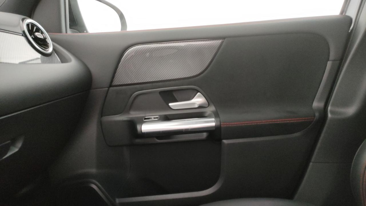 Mercedes-Benz GLA 250 e phev (eq-power) Premium auto