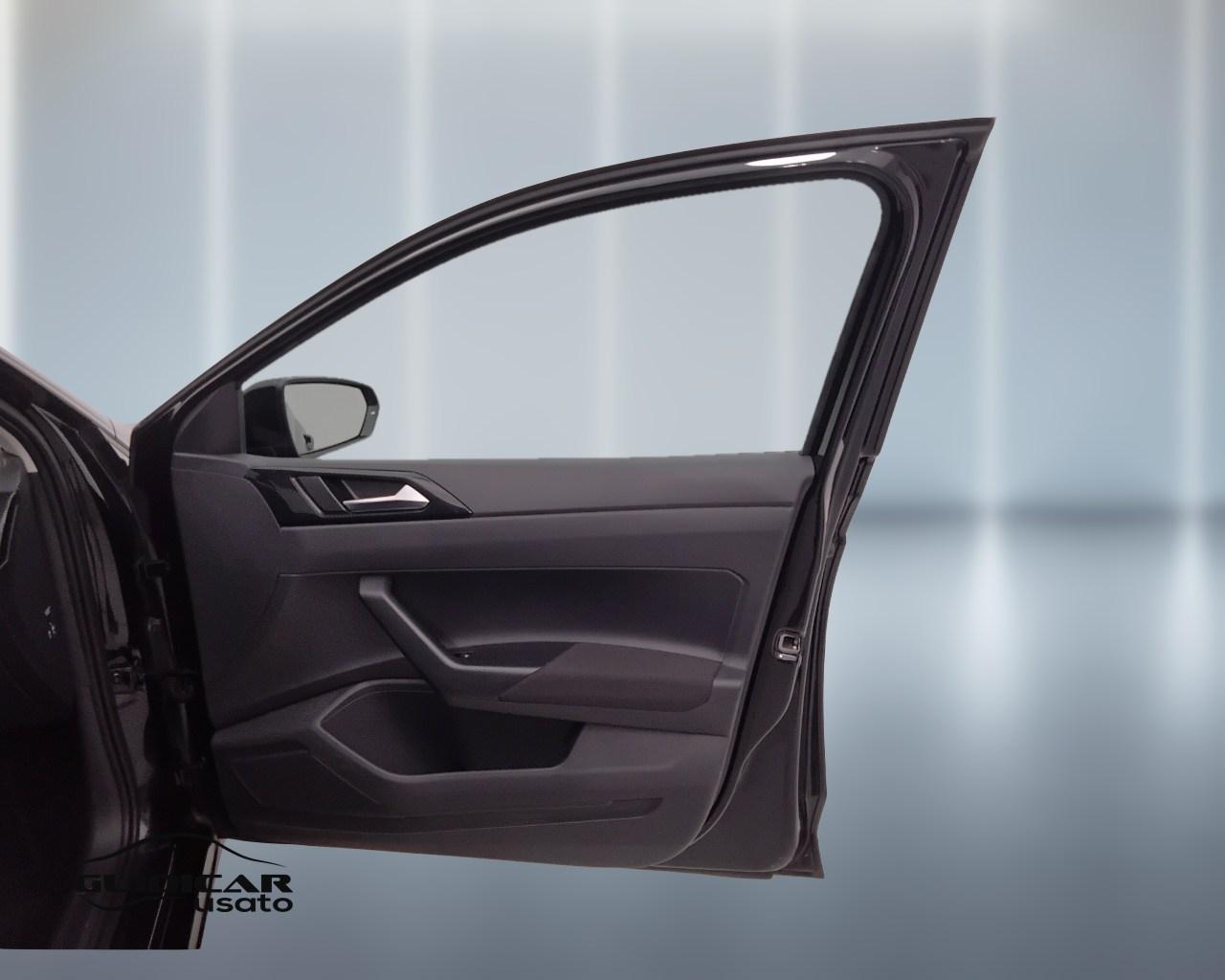 VOLKSWAGEN Polo VI 2022 - Polo 1.0 tsi Life 95cv