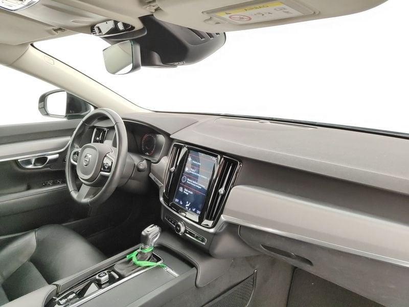 Volvo V90 D3 Momentum