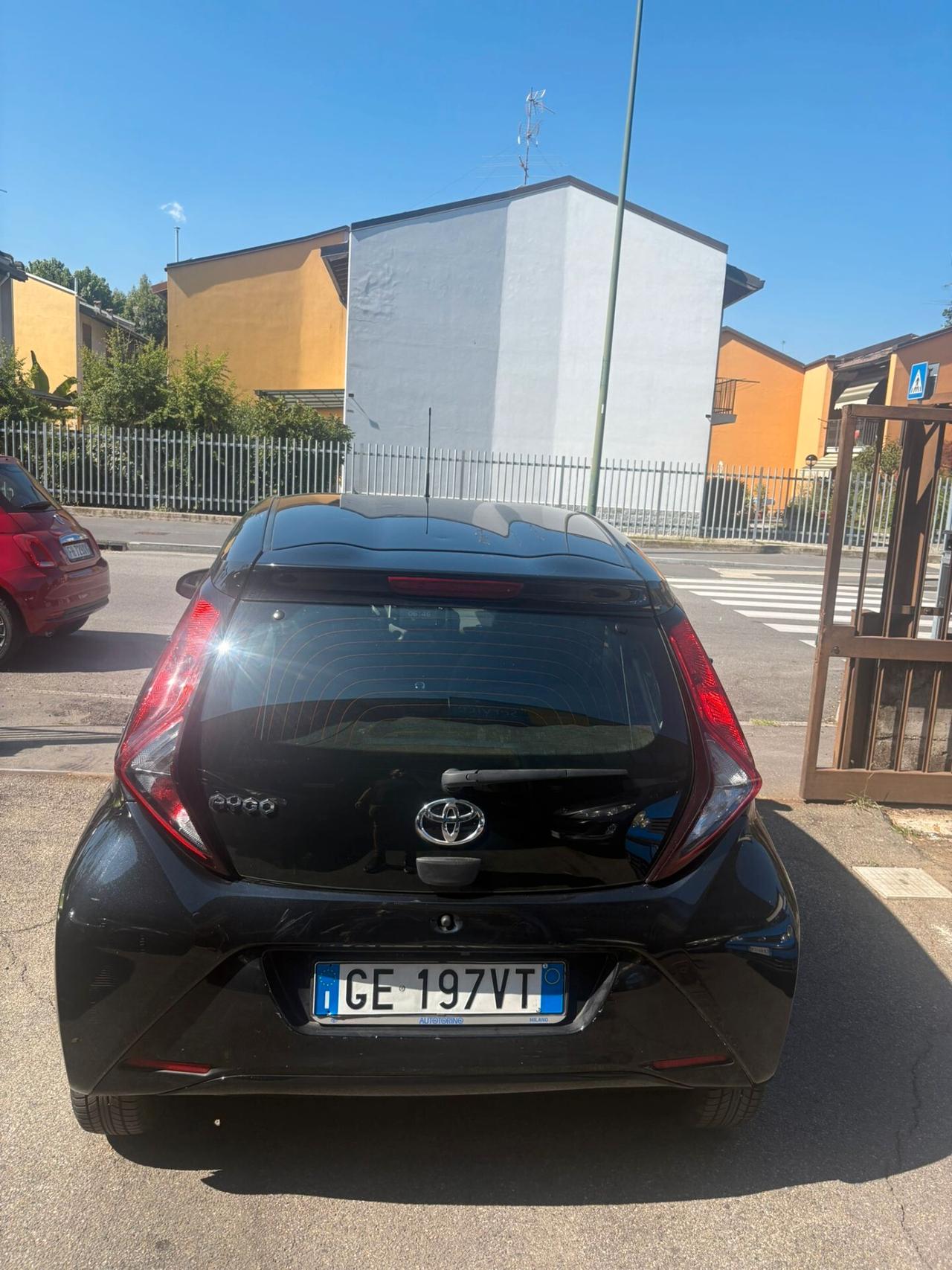 Toyota Aygo Connect 1.0 VVT-i 72 CV 5 porte x-clusiv