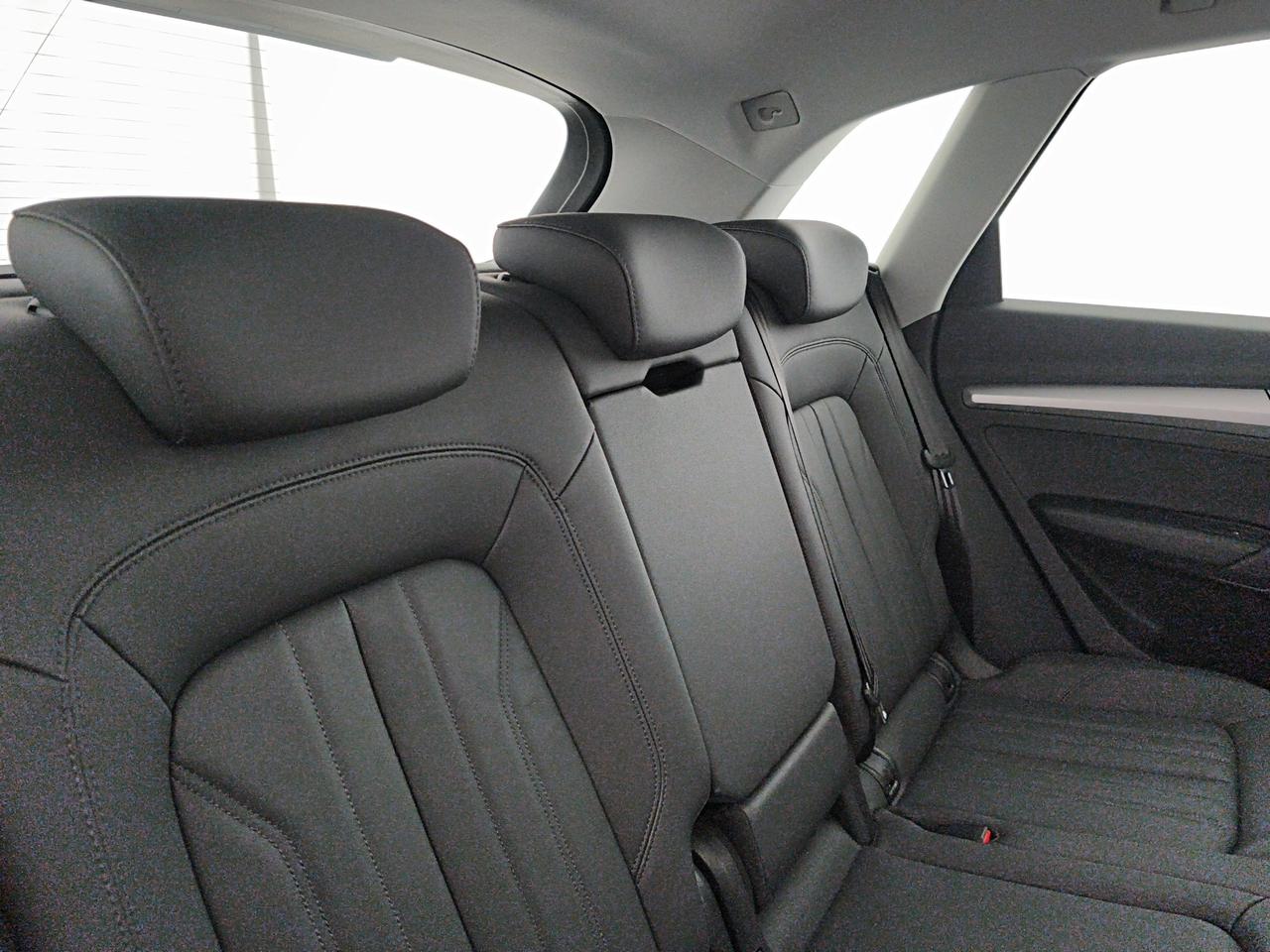 Audi Q5 50 2.0 tfsi e Business quattro