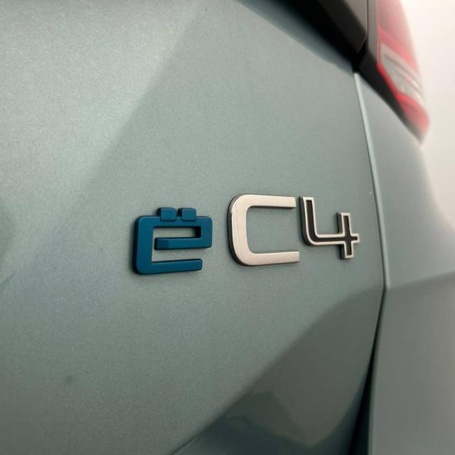CITROEN C4 motore elettrico 136 CV Shine TETTO APRIBILE