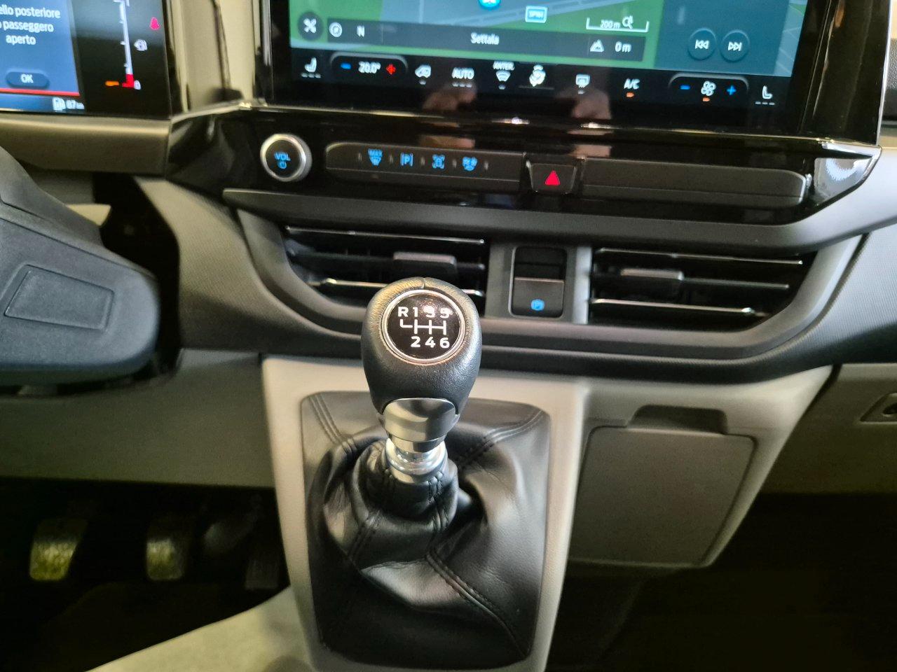 FORD Tourneo Custom V710 320 2.0 ecoblue 136cv Titanium L2H1