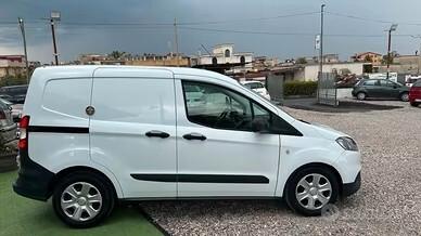 Ford Transit Courier 1.5 TDCi 75CV Van Entry