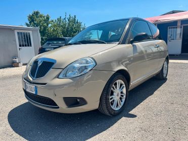 Lancia Ypsilon 1.4 Platino
