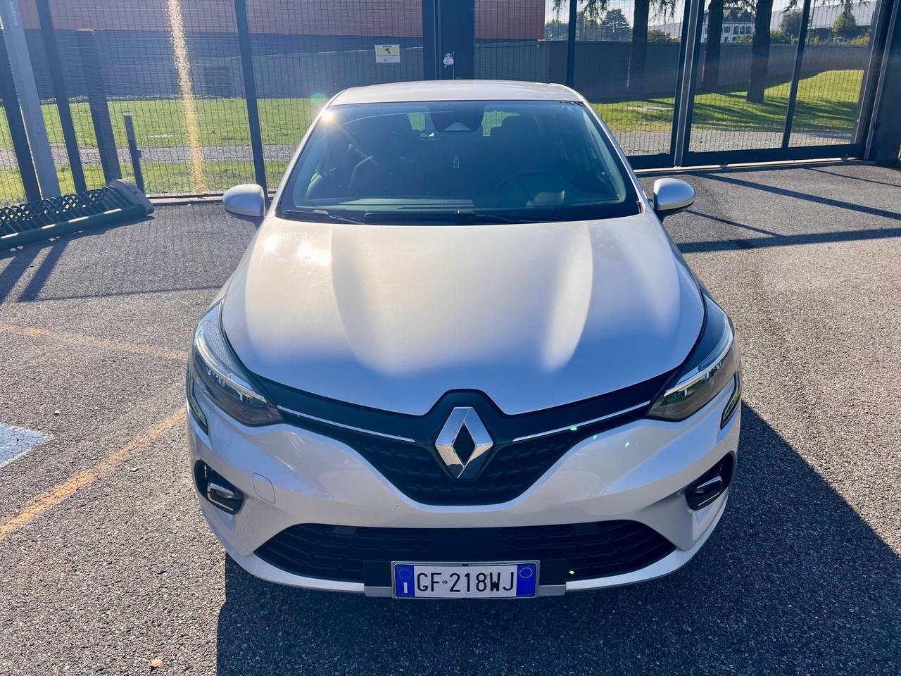 Renault Clio Full Hybrid E-Tech 140 CV 5 porte Intens