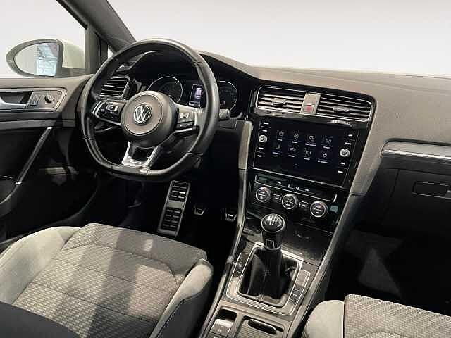 Volkswagen Golf 7ª serie 1.6TDI 115CV Sport R-Line - NEOPATENTATI