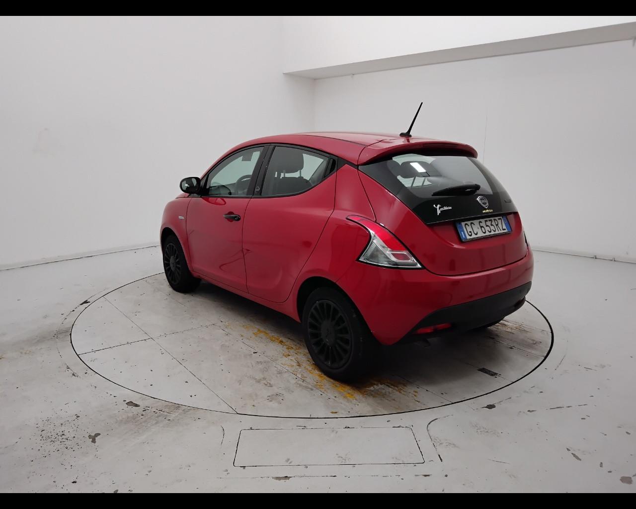 LANCIA Ypsilon III 2015 - Ypsilon 1.0 firefly hybrid Silver s&s 70cv