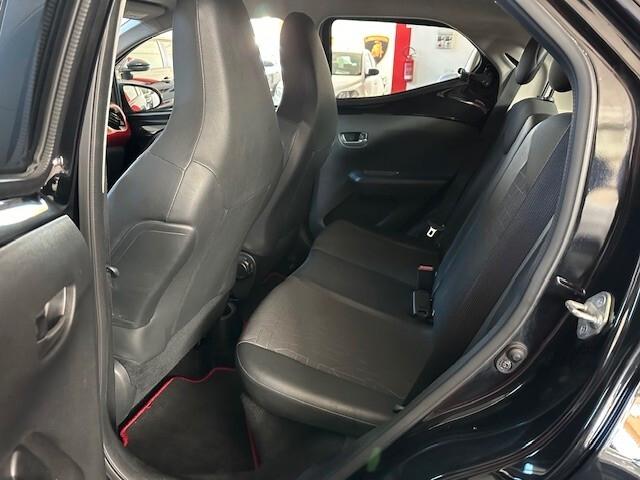 Toyota Aygo 1.0 VVT-i 69 CV 5 porte x-play TSS