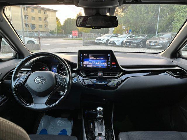 TOYOTA C-HR 1.8 Hybrid E-CVT Trend