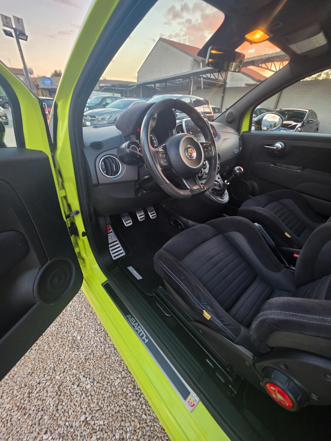 Abarth 595 1.4 Turbo T-Jet 180 CV Competizione
