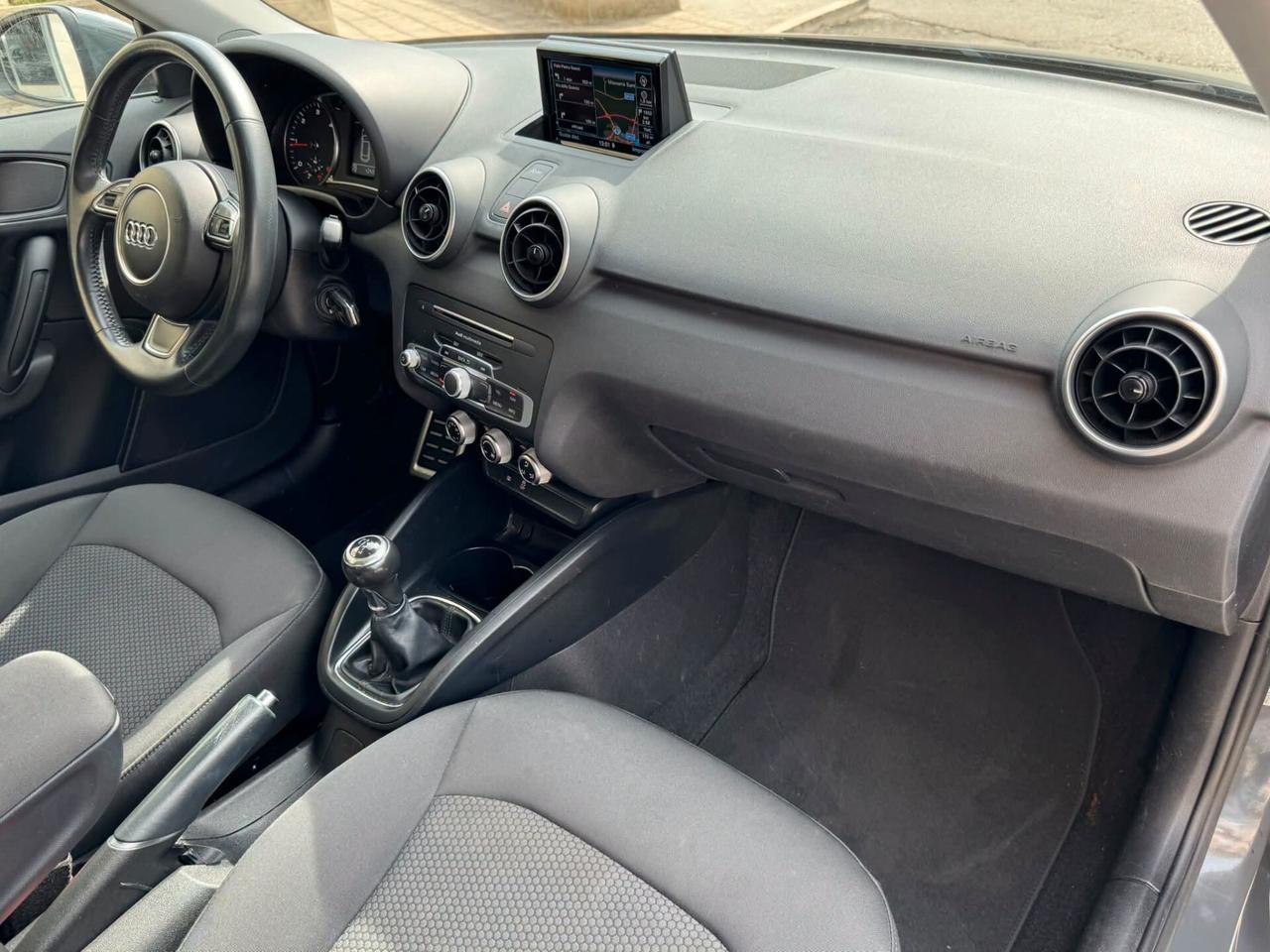 AUDI A1 SPB BI-COLORE 1.4 TDI 90 CV. METAL PLUS PERFETTA