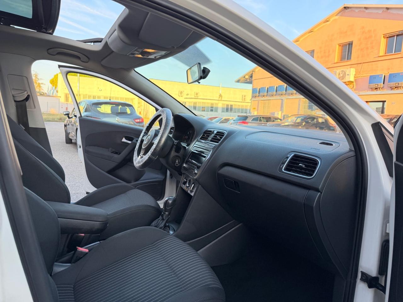 Volkswagen Polo 1.6 TDI 90CV DSG Tetto Highline