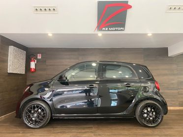 Smart ForFour 70 1.0 twinamic Superpassion-ITALIANA-NAVIGATORE/RETROCAMERA-TAGLIANDI MERCEDE-BENZ