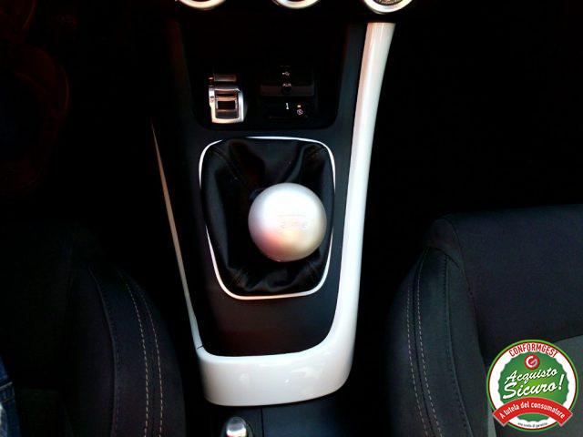ALFA ROMEO Giulietta 1.6 JTDm-2 105 CV Distinctive