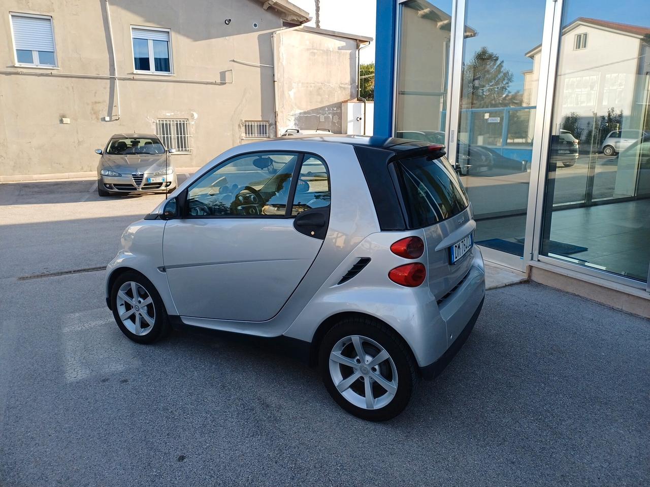 Smart ForTwo 1000 52 kW coupé pulse