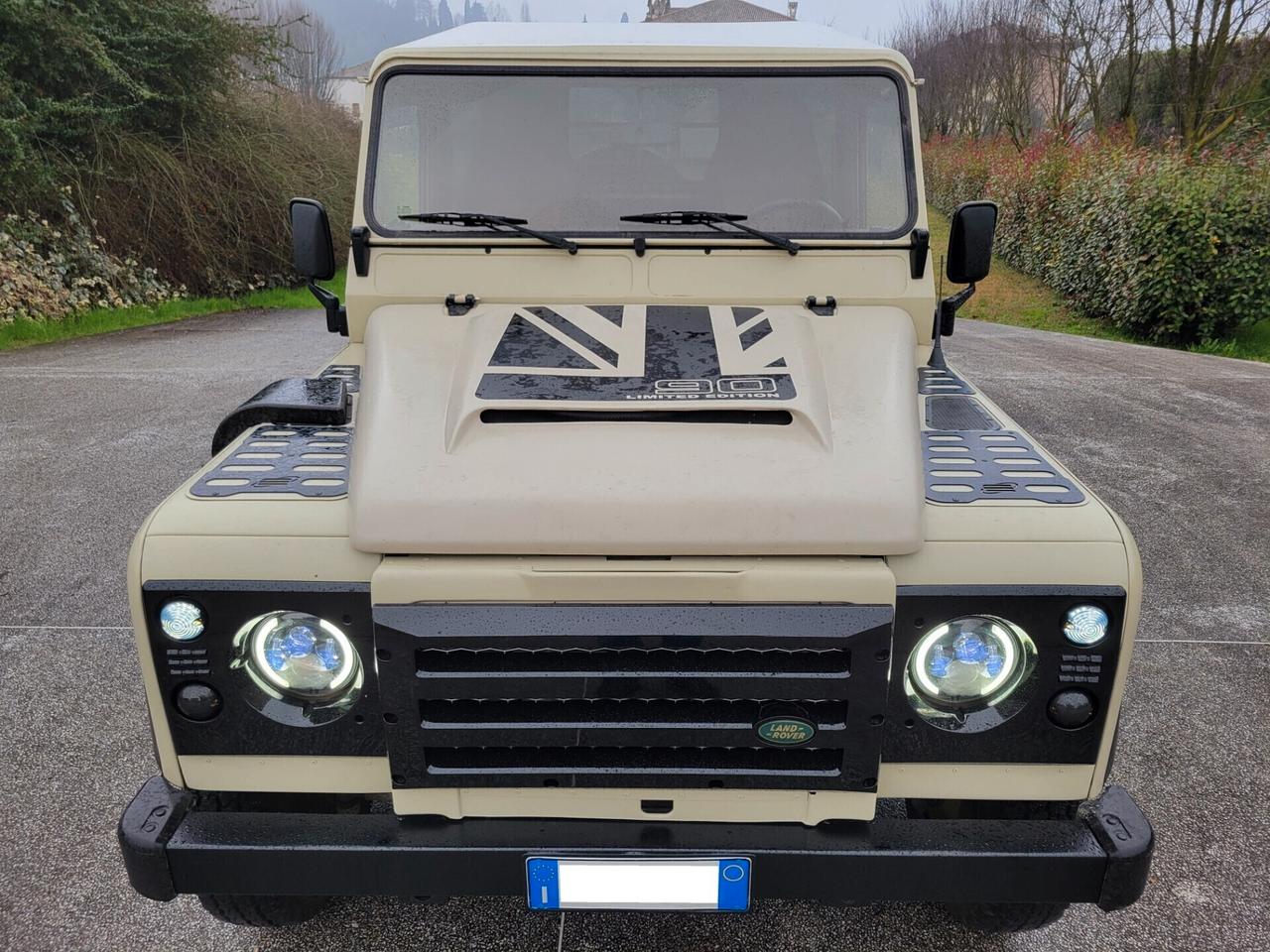 Land Rover Defender 90 turbodiesel Hard-top