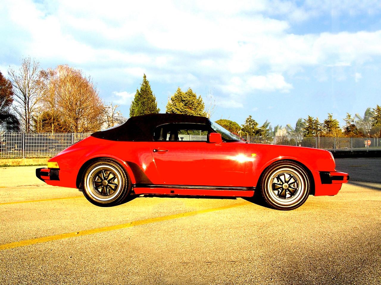 Porsche 911 3.2 Speedster Turbo Look